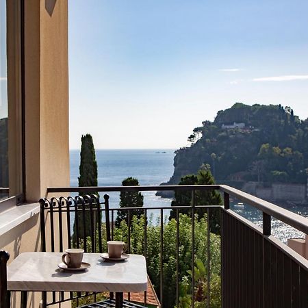 Fenetre Sur Le Blue Taormina Exterior foto